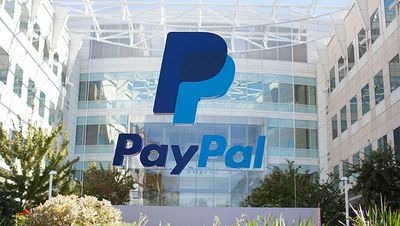 PayPal Stock Falls As CFO Leaves To Join Walmart Amid Missed Targets