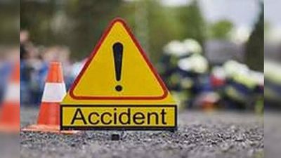 UP: 4 killed, 6 injured as pickup vehicle rams into stationary truck