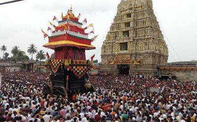 Channakeshava Rathotsava held at Belur