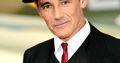 Mark Rylance urges University of Bristol to end ‘cruel’ near-drowning tests on animals