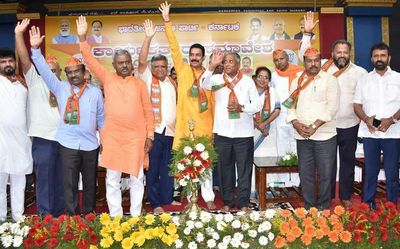 Set aside differences and work for party and nation, Kateel’s call to party workers