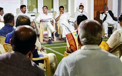 Keeping the Telangana Congress flock together