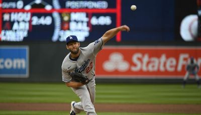 Dodgers’ Clayton Kershaw throws 7 perfect innings before getting pulled
