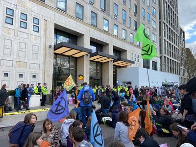 Extinction Rebellion infiltrates headquarters of ‘biggest offenders’ Shell on day of climate action