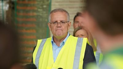 Federal election: Scott Morrison grilled over integrity commission, Anthony Albanese heads to coal country to tout health plans — as it happened