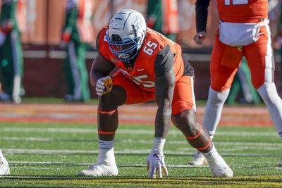 Chargers set to meet with Southern OL Ja’Tyre Carter