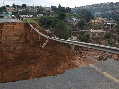 More than 250 dead in South Africa floods