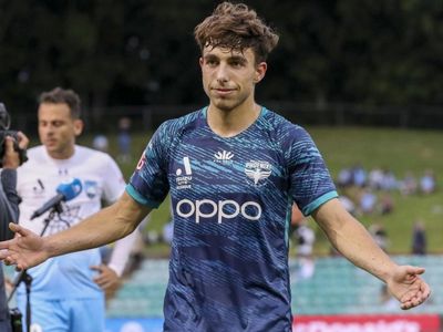 Phoenix defender to miss NZ homecoming