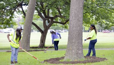 Lightfoot’s $150 million summer jobs plan holds promise