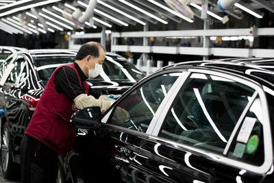 South Korea’s autoworkers support banning petrol cars: poll