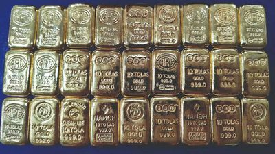 Lucknow airport: Air India bus driver, passenger caught for smuggling gold