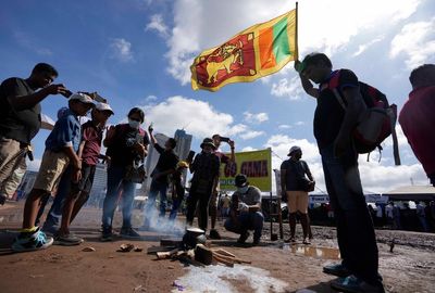 Sri Lankan protesters mark new year near president's office