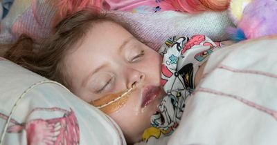 Girl, 7, only has 'days to live' but mum can't afford to keep her warm