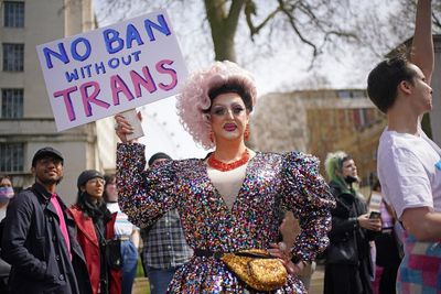 Teachers call for ban on conversion therapy for trans pupils