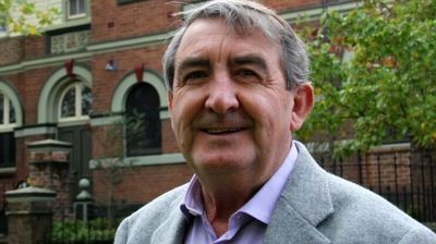 Suspended Wingecarribee mayor Duncan Gair tells inquiry he could have done more to protect staff