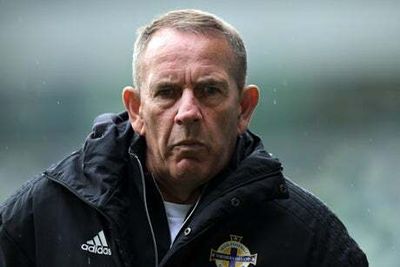 Kenny Shiels: Northern Ireland team stand by under-fire manager over controversial ‘emotional women’ claim