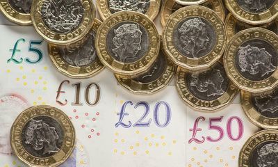 High street banks warn of rise in UK customers defaulting on loans