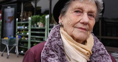 Tesco shopper warns others about trolley scam that cost her €1,200