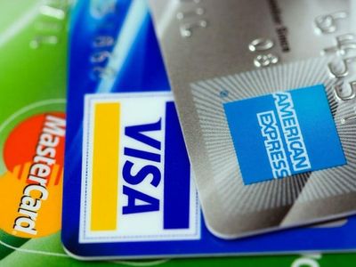 Read Barclays' Take On Visa, Mastercard, PayPal Amid Present Macro Environment