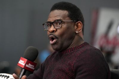 Michael Irvin thinks Tyreek Hill might regret leaving Chiefs QB Patrick Mahomes