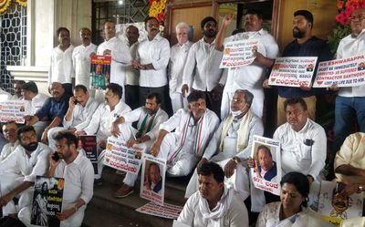 Did Congress protest force BJP to seek Eshwarappa’s resignation?