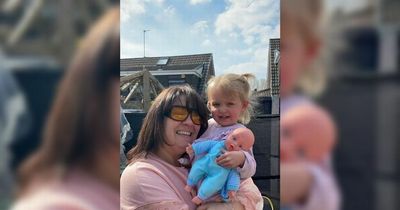 Mum issues warning after getting 'black cloud' across eyes on holiday