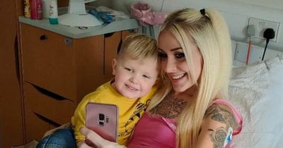 Mum-of-four, 33, with terminal cancer believes supplements are keeping her alive