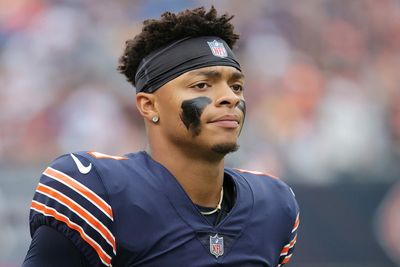 Matt Eberflus says Justin Fields feels ‘very comfortable’ in new Bears offense