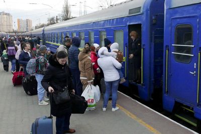 Ukraine says 2,557 people evacuated on Thursday