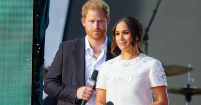 Harry and Meghan make surprise visit to the Queen on their way to Invictus Games