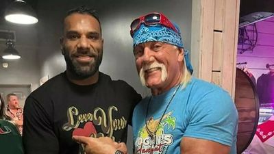 'Want to learn the secret to WWE longevity from Hulk Hogan', says Indian-origin wrestler Jinder Mahal