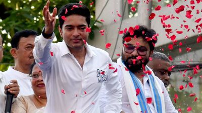 Abhishek Banerjee launches football club, to make CFL first division debut