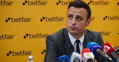 Dimitar Berbatov says Tottenham should be 'close to the top' with consistency under pressure