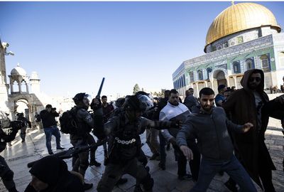 Israeli forces storm holy Islamic site