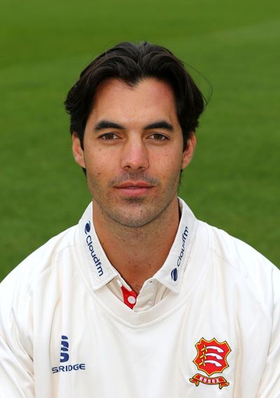 Essex close on victory while Harry Brook puts Yorkshire on top