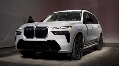 BMW Design Boss Explains 2023 X7 Styling Changes, Split Headlights