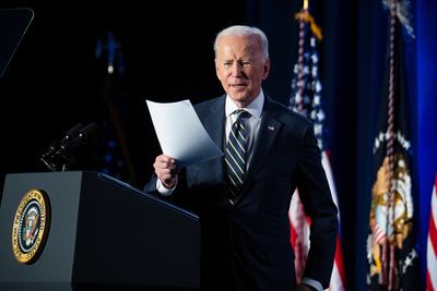 Bidens paid 24.6% tax on $610K income, return shows