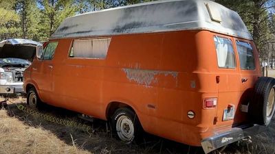 1972 Dodge Tradesman Camper Is Free Barn Find Begging For Restoration