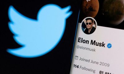 The chaotic week Musk tried to buy Twitter – and the questions that lie ahead