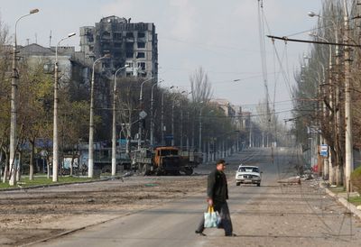 Ukraine deputy PM: 9 evacuation corridors, including Mariupol, agreed for Saturday