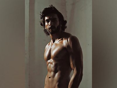 Entertainment: Ranveer Singh’s shirtless pictures getting viral on social media
