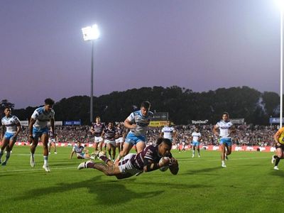 Battered Manly hold out Titans in NRL