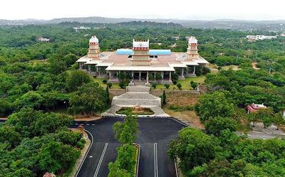 CM promises ₹20 crore to cash-strapped Kannada University