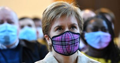 Nicola Sturgeon 'confident' Scots will continue to wear face masks after rules eased