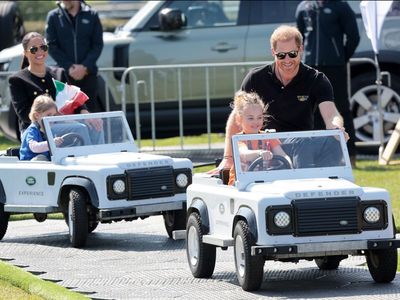 Prince Harry teases Meghan for her driving during mini Land Rover challenge at Invictus Games