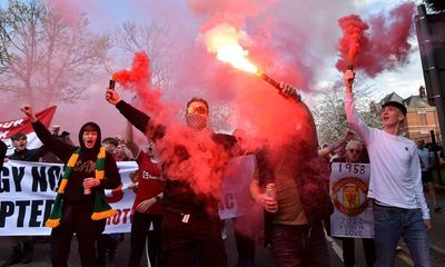 Manchester United fans stage anti-Glazer protest before Norwich game