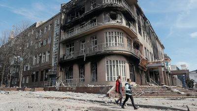 Ukraine-Russia war updates: Zelenskyy accuses Russia of trying to wipe out civilians in Mariupol as Moscow claims city cleared of Ukrainian forces