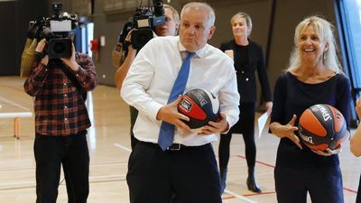 Federal election campaign: Week one on the road with Prime Minister Scott Morrison and Labor leader Anthony Albanese, in pictures