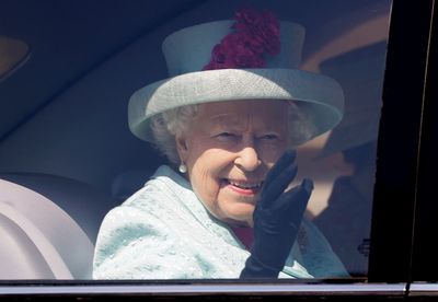 Members of royal family to attend Easter Sunday service without the Queen