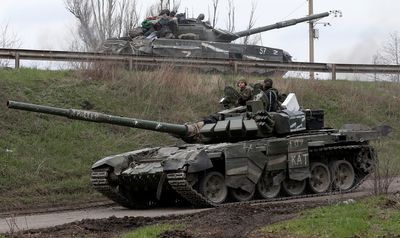 Ukrainians defy Russian surrender demand in Mariupol on 'Easter of war'